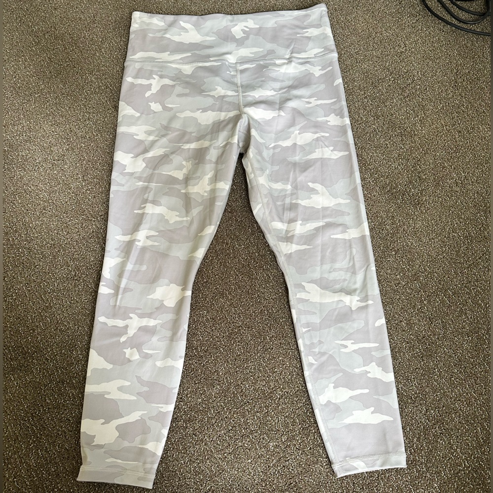 Athleta Cream and Gray Camo Leggings
